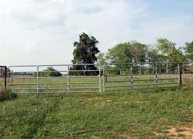 Property at 3223 Old Kelley Rd, Lockhart, TX 78644