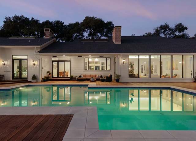 Property at 17 Cousteau Ln, Austin, TX 78746, 5 beds, 8 baths