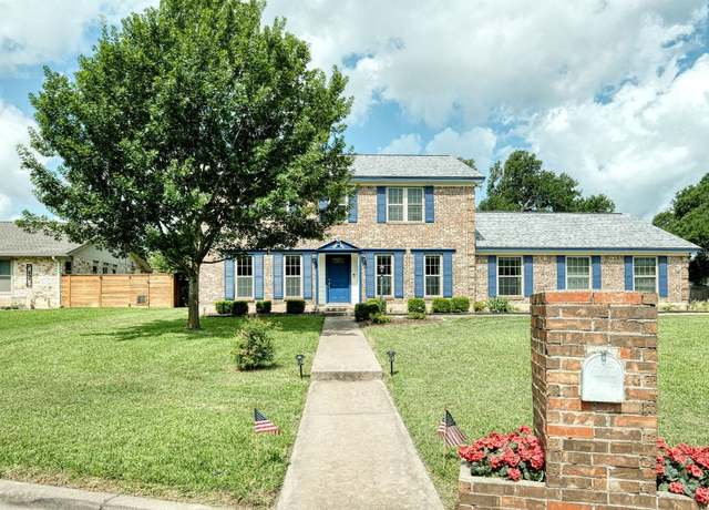 Property at 1604 W Creek Loop, Round Rock, TX 78681, 5 beds, 3.5 baths