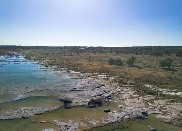 Property at 900 Rio Vista Rd, Johnson City, TX 78636