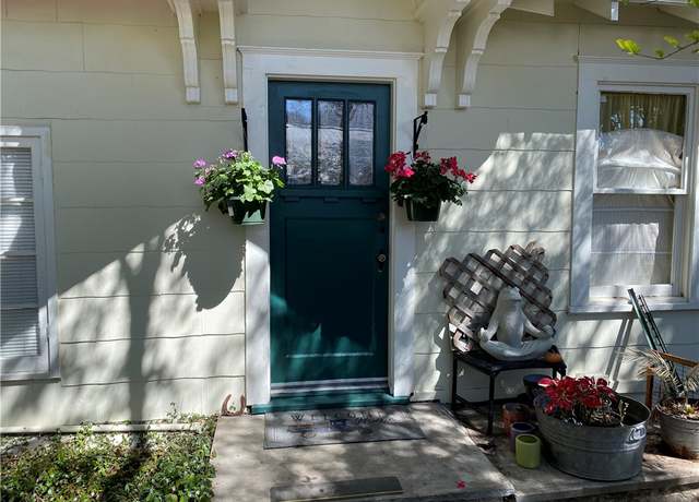 Property at 400 W Alpine Rd, Austin, TX 78704, 7 beds, 3 baths