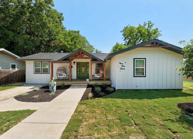 Property at 407 S Pine St, Georgetown, TX 78626, 3 beds, 2 baths