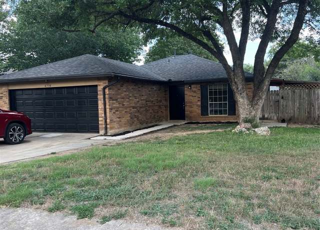 Property at 6506 Clubway Ln, Austin, TX 78745, 3 beds, 2 baths