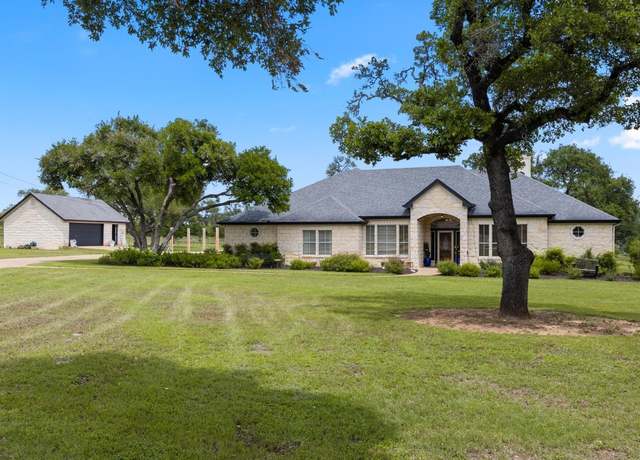 Property at 420 Oak Forest Dr, Buda, TX 78610, 3 beds, 3 baths