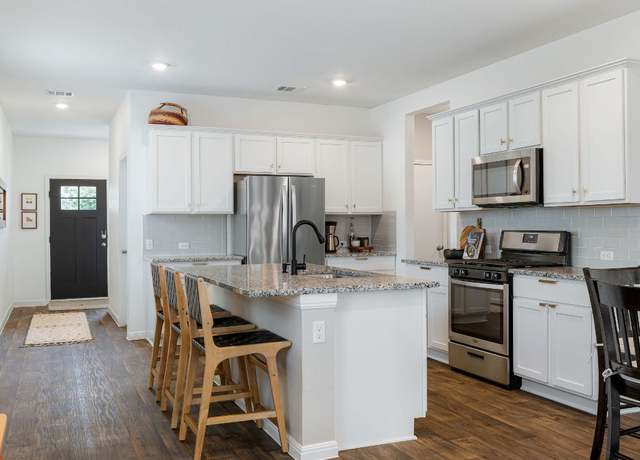 Property at 220 Tributary Way, Bastrop, TX 78602, 4 beds, 2.5 baths