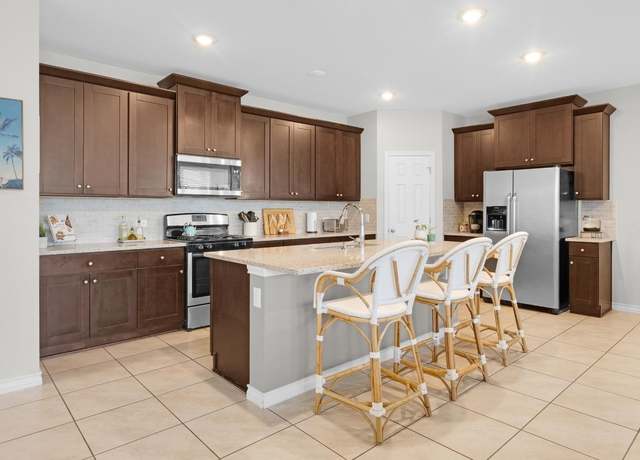 Property at 197 Eves Necklace Dr, Buda, TX 78610, 4 beds, 2.5 baths