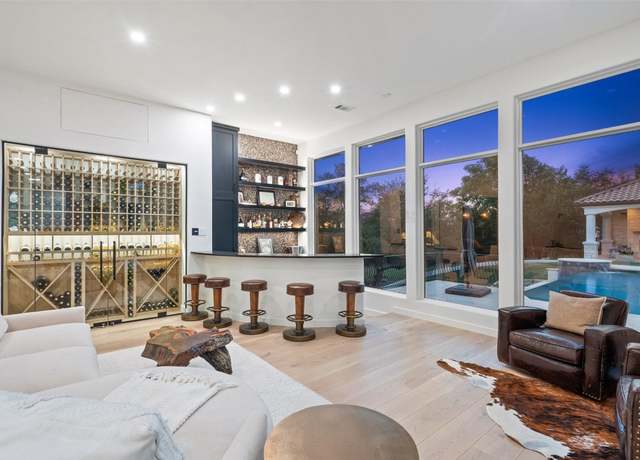 Property at 211 Bella Cima Dr, Austin, TX 78734, 4 beds, 4.5 baths