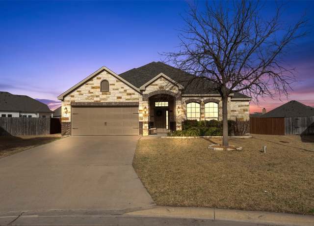 Property at 520 Copper Ridge Loop, Temple, TX 76502, 3 beds, 2 baths