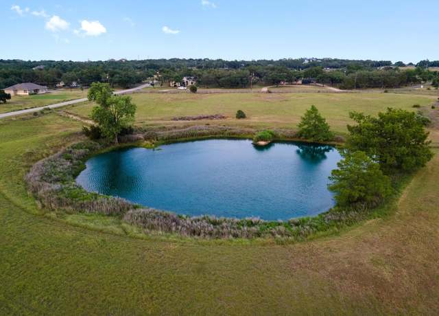 Property at 100 Pin Oak St, Dripping Springs, TX 78620
