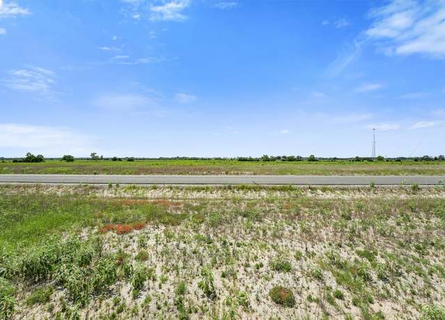 Property at 1362 Saddleback Dr, Bellville, TX 77418
