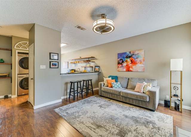 Property at 2414 Longview St #208, Austin, TX 78705, 2 beds, 2 baths