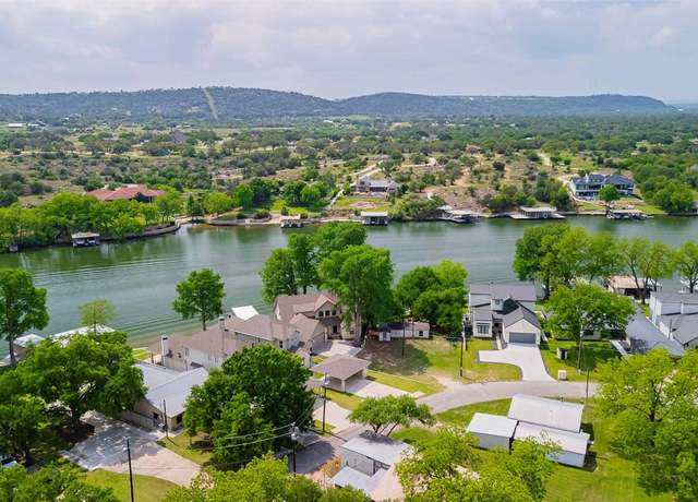 Property at 2238 Williams Lakeshore Dr, Kingsland, TX 78639, 4 beds, 3.5 baths
