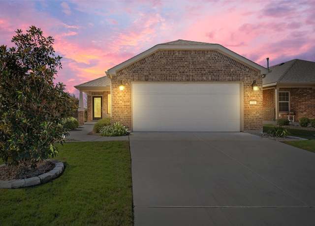 Property at 211 Paint Creek Ln, Georgetown, TX 78633, 2 beds, 2 baths