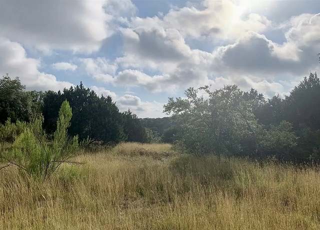 Property at 146 Longwood Dr, New Braunfels, TX 78132