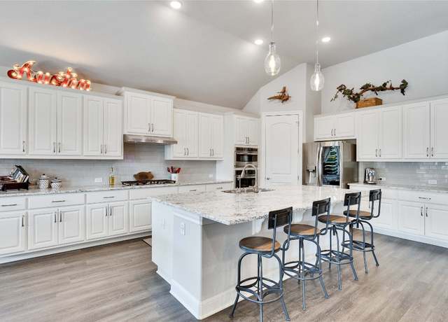 Property at 2817 Mossy Springs Dr, Leander, TX 78641, 3 beds, 3 baths