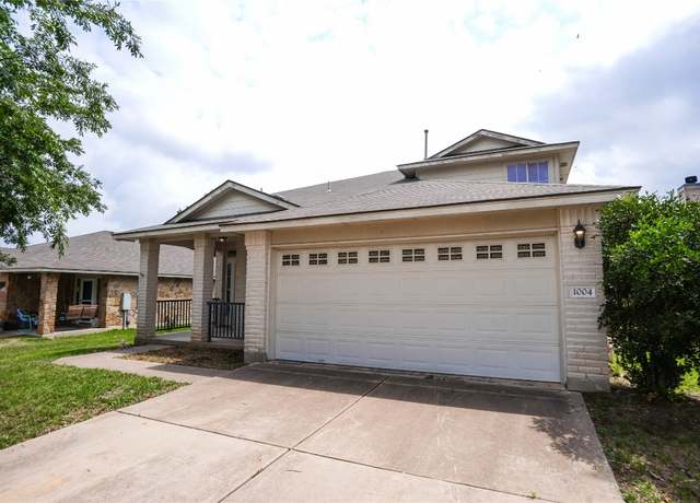 Property at 1004 Barclay Dr, Leander, TX 78641, 4 beds, 2.5 baths