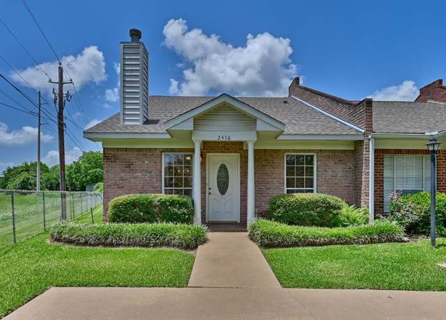 Property at 2416 Stone Hollow Dr, Brenham, TX 77833, 2 beds, 2 baths