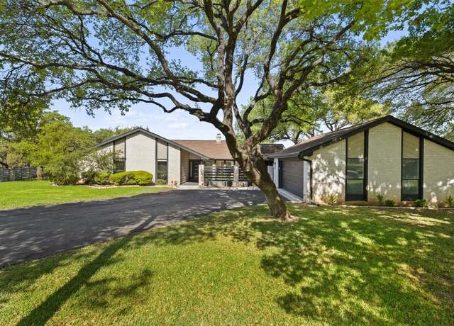 Property at 105 Palos Verdes Dr, Lakeway, TX 78734, 3 beds, 2 baths