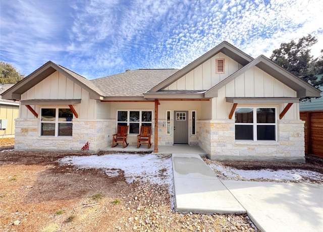 Property at 1421 Riviera Dr, Canyon Lake, TX 78133, 3 beds, 2 baths
