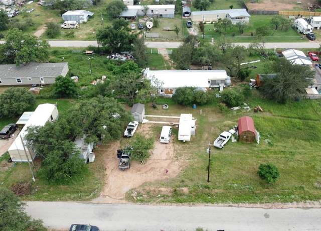 Property at 601 Breezy Ln, Kingsland, TX 78639