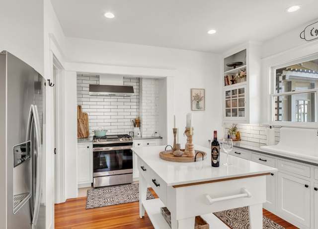Property at 1502 Olive St, Georgetown, TX 78626, 2 beds, 1 bath