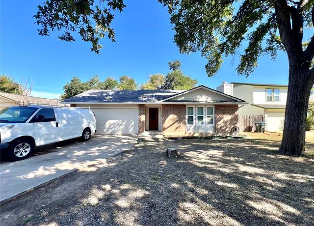 Property at 11318 Bristle Oak Trl, Austin, TX 78750, 3 beds, 3 baths