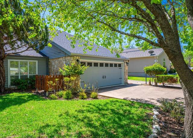 Property at 530 Sand Bend Dr, Kerrville, TX 78028, 3 beds, 3 baths