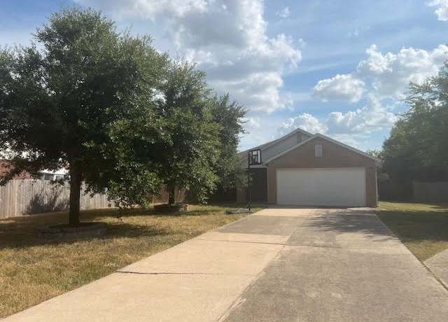 Property at 1111 Lincoln Sparrow Cv, Pflugerville, TX 78660, 3 beds, 2 baths