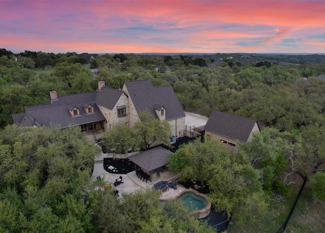 Property at 2375 La Ventana Pkwy, Driftwood, TX 78619, 4 beds, 3.5 baths