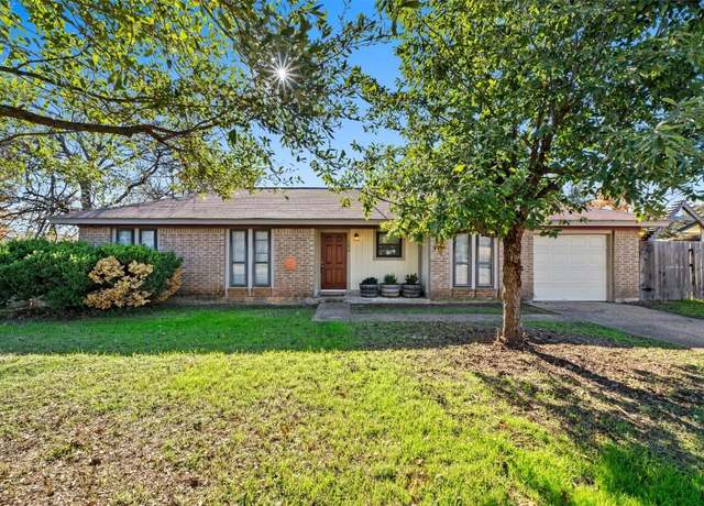 Property at 104 Thompson St, Cedar Park, TX 78613, 3 beds, 1 bath