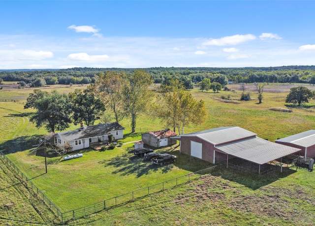Property at 2530 County Rd 412, Lexington, TX 78947, 2 beds, 1 bath