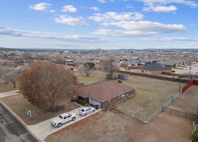 Property at 6505 Rein Dr, Killeen, TX 76542, 4 beds, 2 baths
