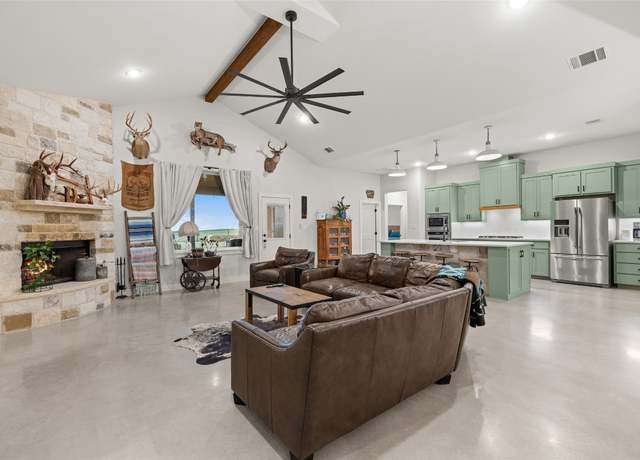 Property at 1020 County Road 149, Georgetown, TX 78626, 3 beds, 2.5 baths