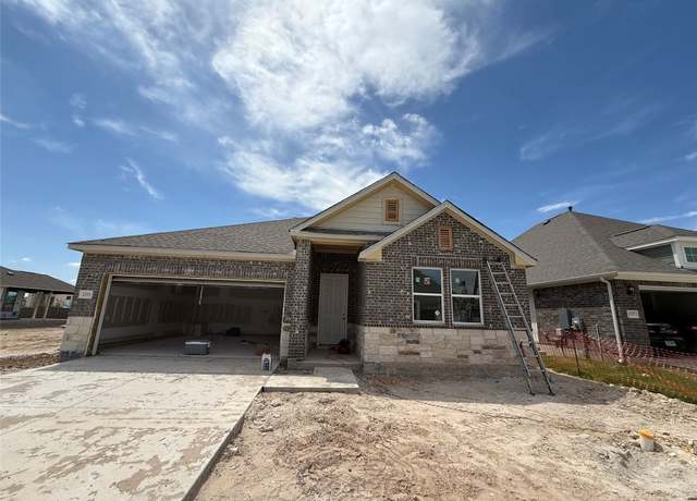 Property at 1333 Dog Iron St, Georgetown, TX 78633, 4 beds, 2.5 baths