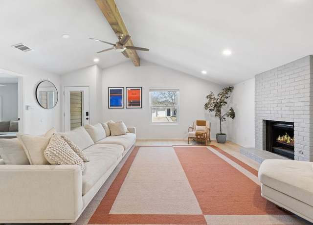 Property at 6809 Lunar Dr, Austin, TX 78745, 4 beds, 2 baths