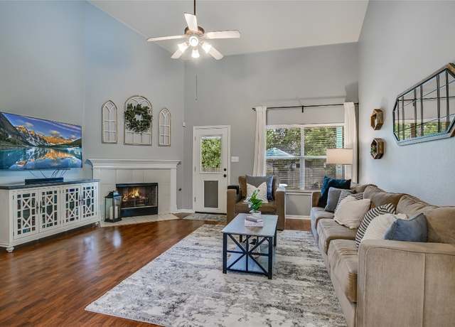 Property at 1122 Boxwood Loop, Georgetown, TX 78628, 4 beds, 2.5 baths