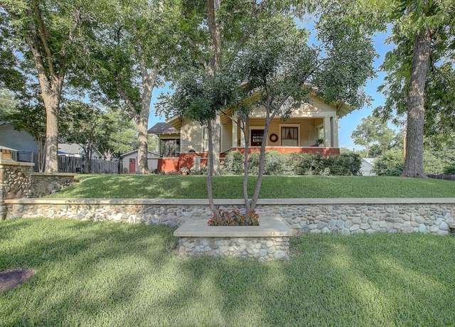 Property at 1002 S Elm St, Georgetown, TX 78626, 3 beds, 2 baths