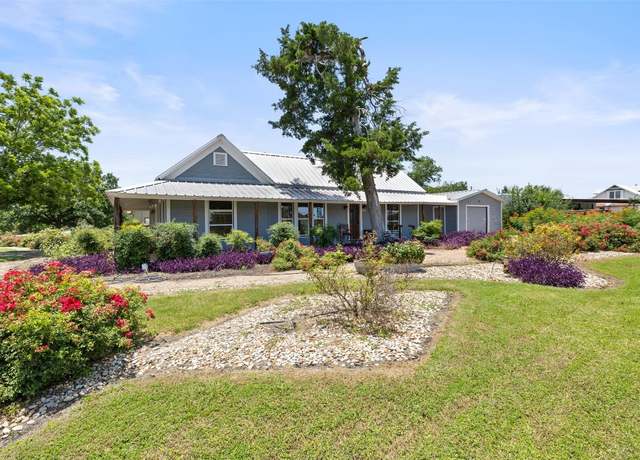 Property at 104 S 1st St, Thorndale, TX 76577, 2 beds, 1 bath