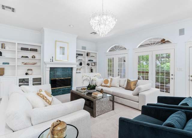 Property at 6008 Woodview Ave, Austin, TX 78757, 3 beds, 2 baths