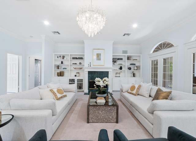 Property at 6008 Woodview Ave, Austin, TX 78757, 3 beds, 2 baths