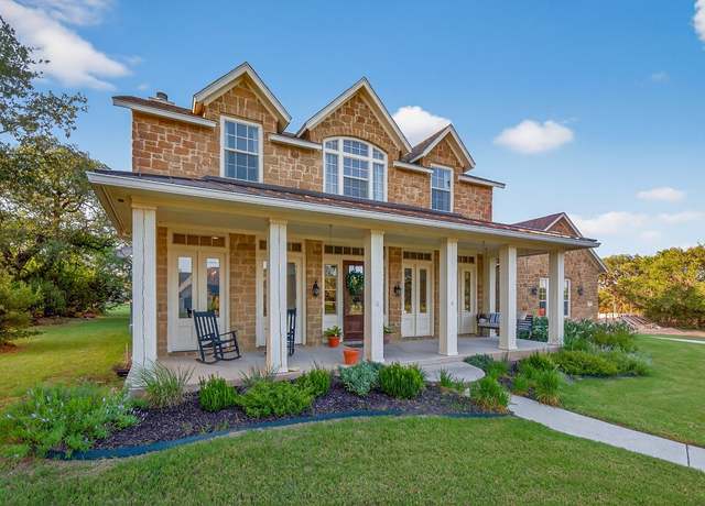 Property at 104 Double Cir, Burnet, TX 78611, 4 beds, 3.5 baths