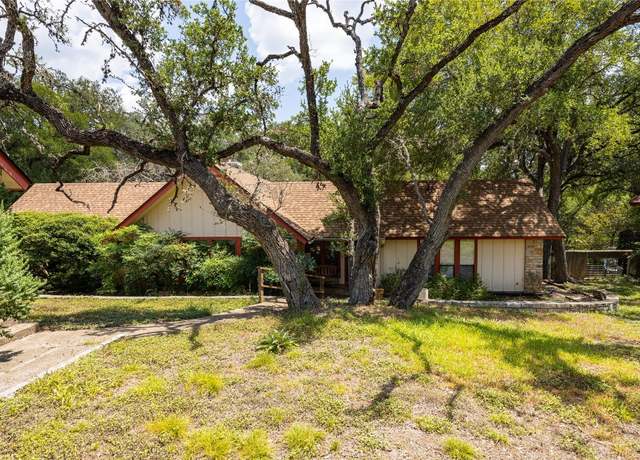 Property at 25 Shady Grove Ln, Wimberley, TX 78676, 3 beds, 2 baths