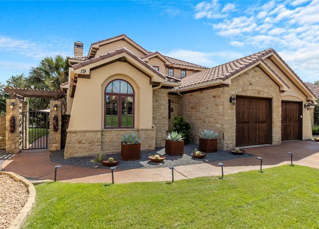 Property at 19 San Savio Ct, Austin, TX 78738, 4 beds, 3 baths