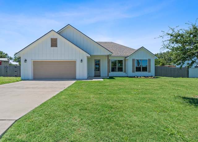 Property at 103 W Tomlinson St, Florence, TX 76527, 3 beds, 2 baths