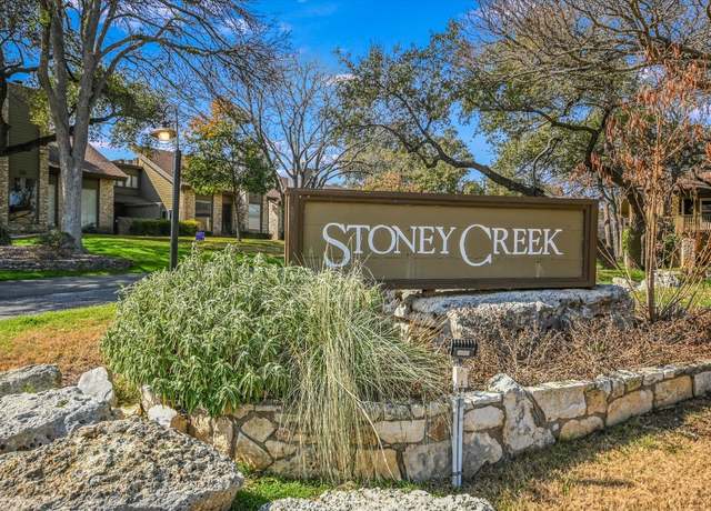 Property at 3 Stoney Creek Cv, Lakeway, TX 78734, 3 beds, 2.5 baths