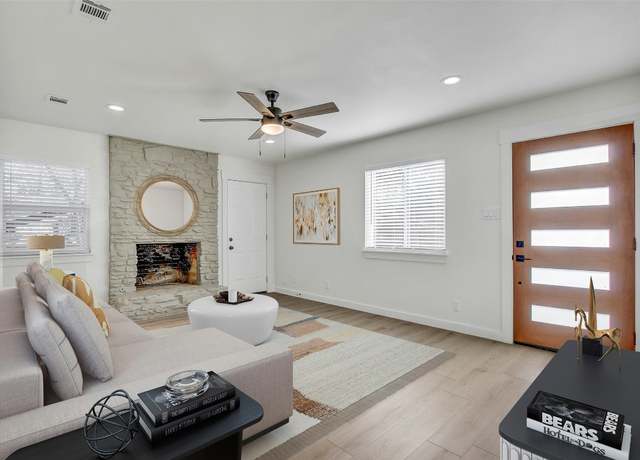Property at 1402 Valleyridge Cir Unit B, Austin, TX 78704, 2 beds, 1 bath