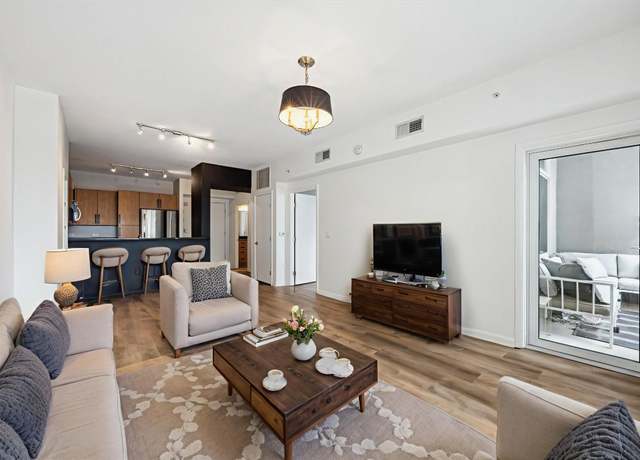 Property at 54 Rainey St #815, Austin, TX 78701, 1 bed, 1 bath