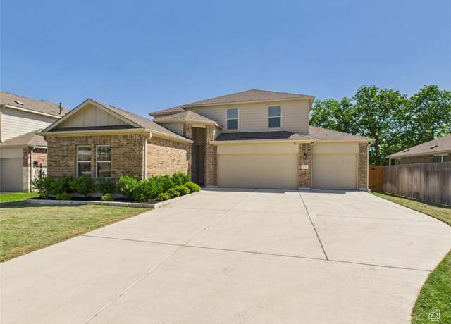 Property at 3113 Windy Vane Dr, Pflugerville, TX 78660, 5 beds, 3.5 baths