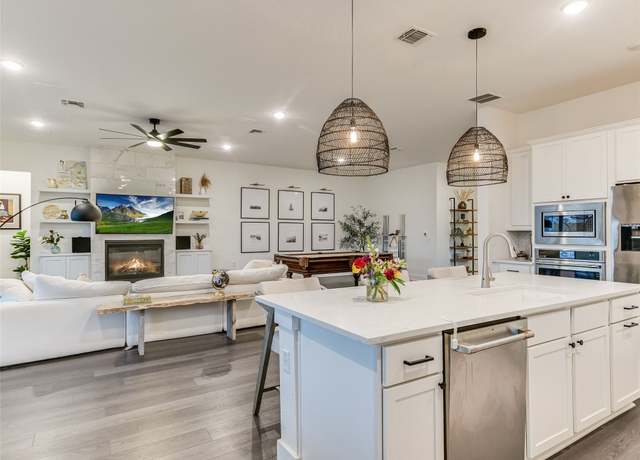 Property at 8108 Hubble Walk, Austin, TX 78744, 3 beds, 3 baths
