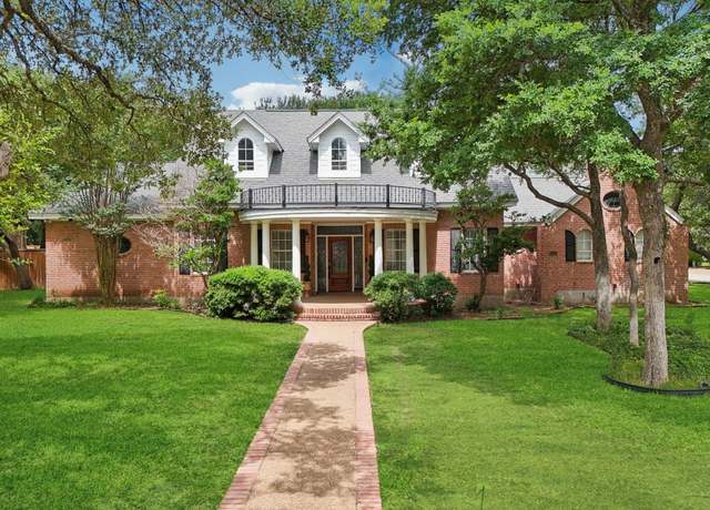 Property at 30418 La Quinta Dr, Georgetown, TX 78628, 5 beds, 2.5 baths